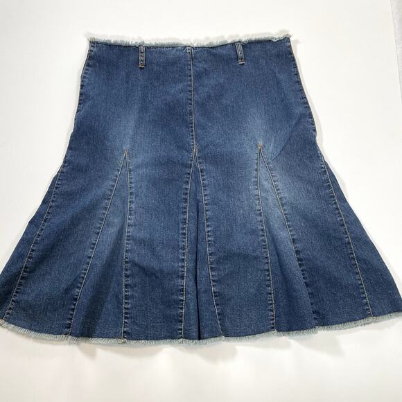 OLD NAVY Y2K  Denim Fit & Flare 12 Raw Hem Button Waist Cotton Jean Skirt Retro - Picture 7 of 7